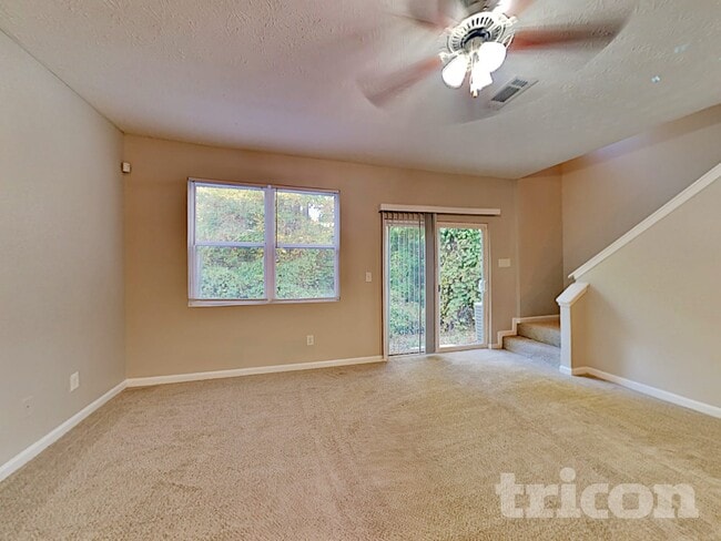 135 Ellis Drive in Conyers, GA - Building Photo - Building Photo