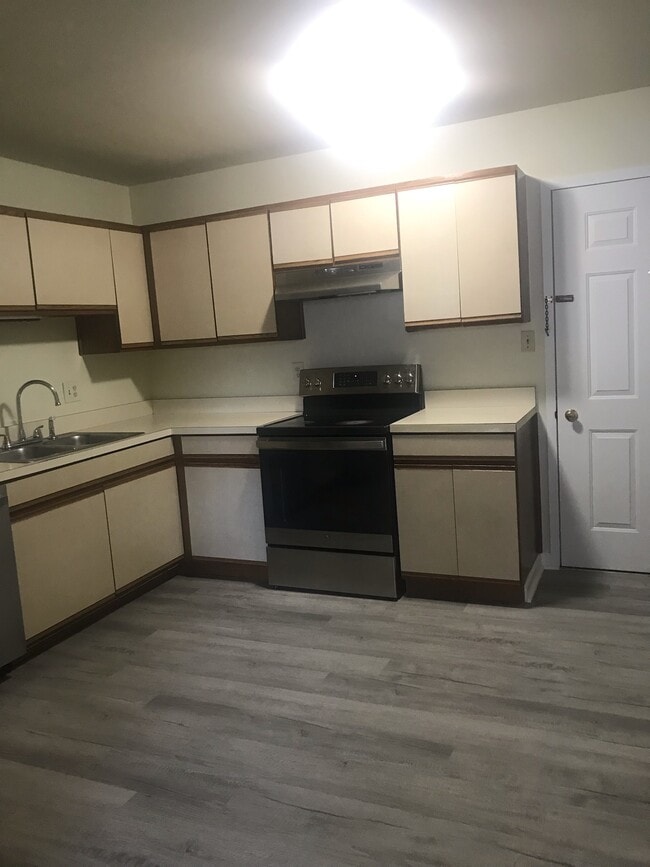 31 W Main St, Unit 1-B in Annville, PA - Building Photo - Building Photo
