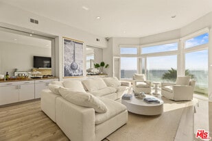 3616 The Strand in Manhattan Beach, CA - Building Photo