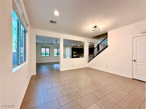 5369 Alden Glen Dr in Las Vegas, NV - Building Photo - Building Photo