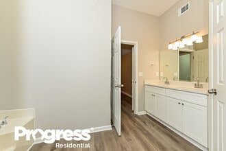 915 Castlerock Way in Mcdonough, GA - Building Photo - Building Photo