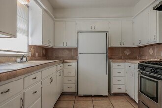 2005 43rd St in Lubbock, TX - Building Photo - Building Photo