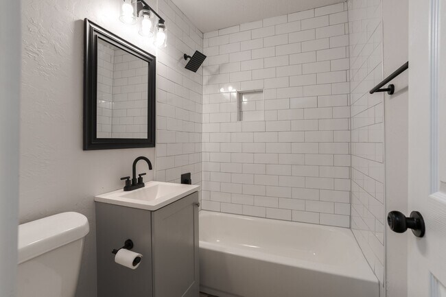 600 SW 33rd St in Oklahoma City, OK - Building Photo - Building Photo