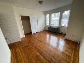 166 E Tulpehocken St in Philadelphia, PA - Building Photo - Building Photo