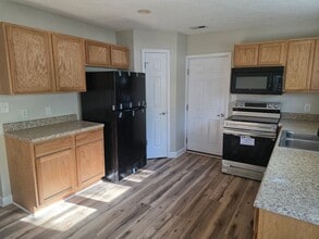 2118 S Lakeview Dr in Newport, NC - Building Photo - Building Photo