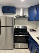 1072 Laguna Ave in Los Angeles, CA - Building Photo - Building Photo