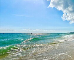 210 174th St in Sunny Isles Beach, FL - Building Photo