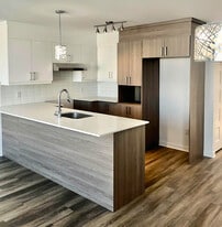 1171 Du Grand-Pic Rue in Laval, QC - Building Photo