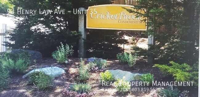 93 Henry Law Ave in Dover, NH - Building Photo - Building Photo