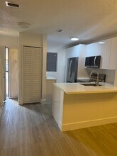 6866 NW 173rd Dr in Hialeah, FL - Building Photo - Building Photo