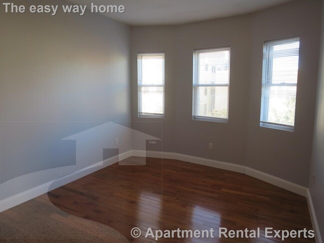 360 Somerville Ave in Somerville, MA - Building Photo - Building Photo