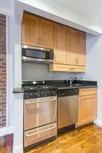 44 Avenue B in New York, NY - Building Photo - Building Photo