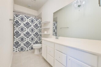 1718 Anna Crk Dr in Richmond, TX - Building Photo - Building Photo