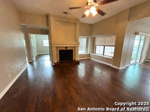 9106 Autumn Whisper in San Antonio, TX - Building Photo - Building Photo