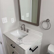 827 Moore St in Reidsville, NC - Building Photo - Building Photo