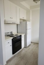 2010 Ruhland Ave in Redondo Beach, CA - Foto de edificio - Building Photo
