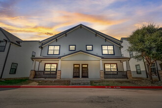 Heron on Hausman in San Antonio, TX - Building Photo - Building Photo