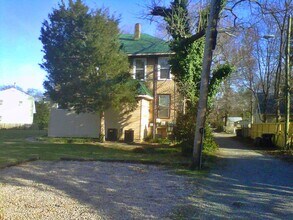 1208 Avondale Ave in Richmond, VA - Building Photo - Building Photo
