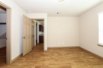 5843 Kyle Cove Dr in Katy, TX - Foto de edificio - Building Photo