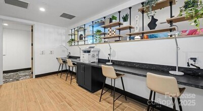 4312 Yancey Rd, Unit B2 in Charlotte, NC - Building Photo - Building Photo