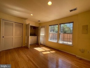 12914 Titania Way in Woodbridge, VA - Building Photo - Building Photo