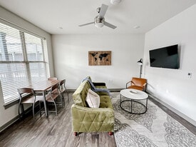 111 E 4th St in North Little Rock, AR - Building Photo