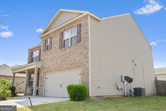1700 Wood Stork Dr in Hampton, GA - Building Photo - Building Photo