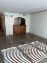 2045 N 3rd St in Baton Rouge, LA - Foto de edificio - Building Photo