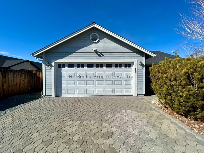 property at 1420 Chiltern Ct