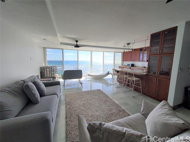 2801 Coconut Ave in Honolulu, HI - Building Photo - Building Photo