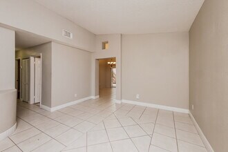 16075 SW 112th Terrace in Miami, FL - Foto de edificio - Building Photo