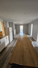 862 River St, Unit Floor 2 in Troy, NY - Building Photo - Building Photo