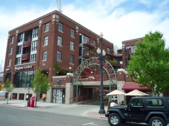 336 W 300 S in Salt Lake City, UT - Building Photo - Building Photo