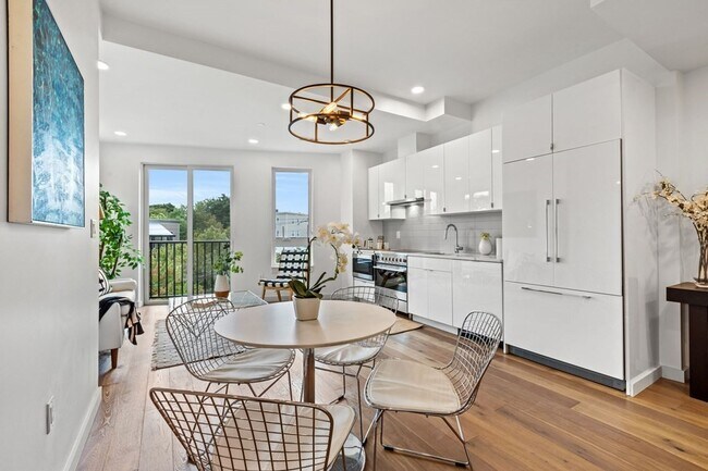 97 Elmwood St-Unit -109 in Cambridge, MA - Building Photo - Building Photo