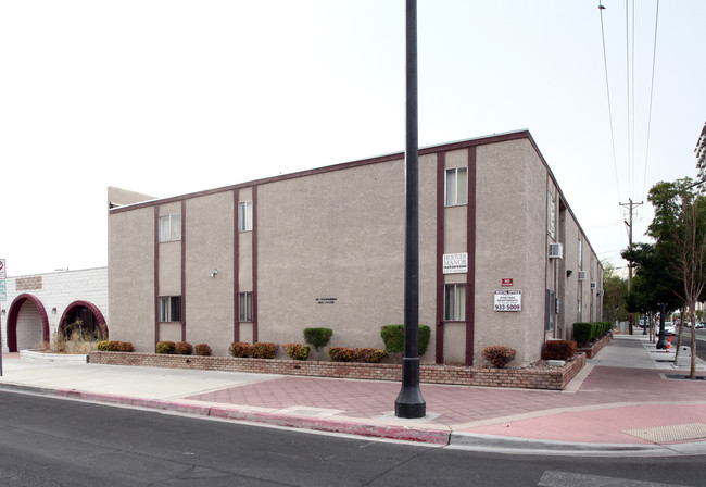 Hoover Manor Apartments in Las Vegas, NV - Foto de edificio - Building Photo