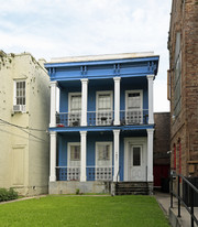 1831 Carondelet St in New Orleans, LA - Building Photo