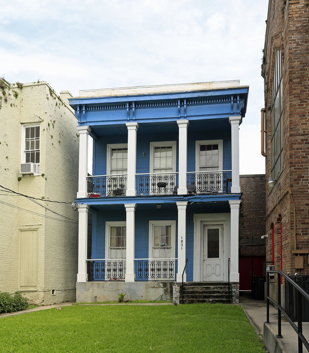 1831 Carondelet St in New Orleans, LA - Building Photo