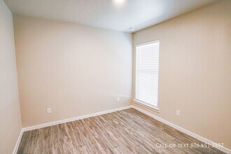 2107 N Avenue J in Lubbock, TX - Foto de edificio - Building Photo