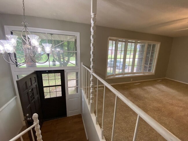 517 N Kyle Ave in Republic, MO - Building Photo - Building Photo