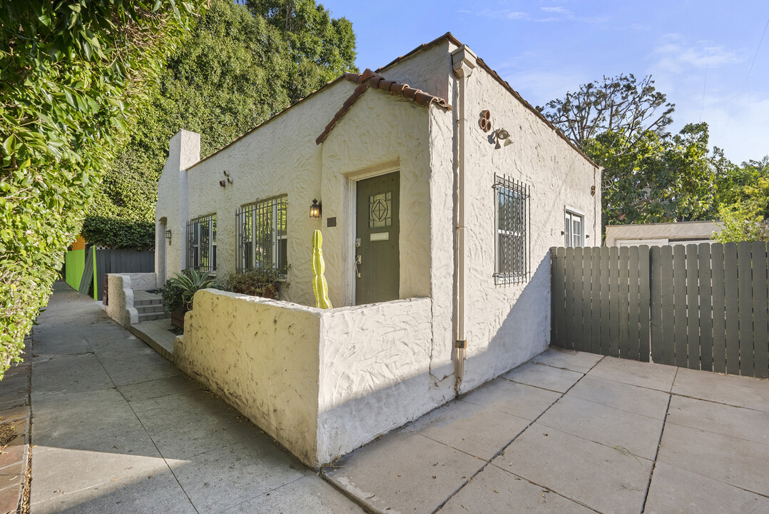 7558 Willoughby Ave, Unit 1 in Los Angeles, CA - Building Photo