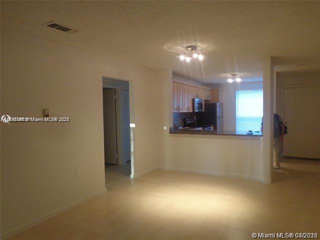 2276 SW 81st Ave in Miramar, FL - Building Photo