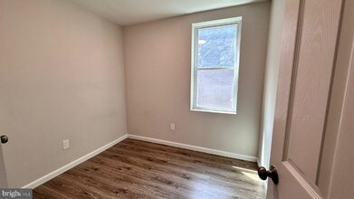 2808 Pomeroy Rd SE-Unit -4 in Washington, DC - Building Photo - Building Photo