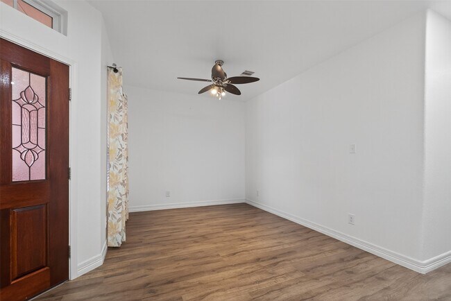 1314 Glenwood Canyon Ln in Houston, TX - Building Photo - Building Photo