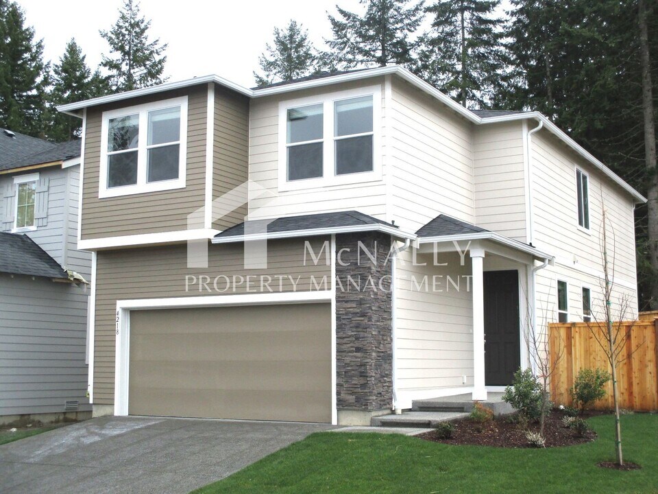 4218 Andasio Loop SE in Port Orchard, WA - Building Photo
