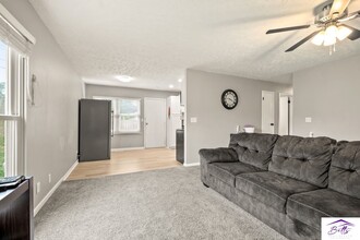 602 W 31st Ave in Bellevue, NE - Building Photo - Building Photo