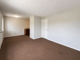 89 Moser St in Melbourne, AR - Building Photo