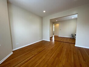 2809 W Wabansia Ave in Chicago, IL - Building Photo - Building Photo