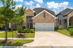 17794 Tree of Heaven in Conroe, TX - Building Photo