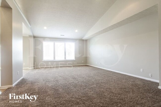 1424 Tuscany Dr in Greenwood, IN - Building Photo - Building Photo