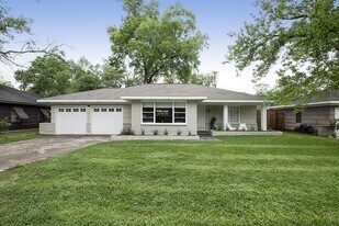 3110 Deal St in Houston, TX - Building Photo